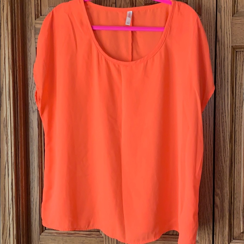 Xhilaration size 1x neon coral top